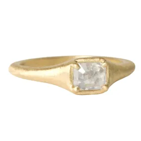 18K Gold Tapered Zen Ring with Icy Grey Diamond