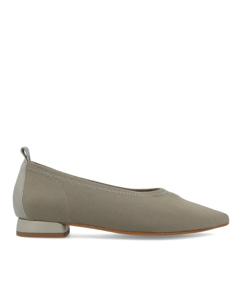 Barminton 10010 Elegant taupe low-heeled shoe