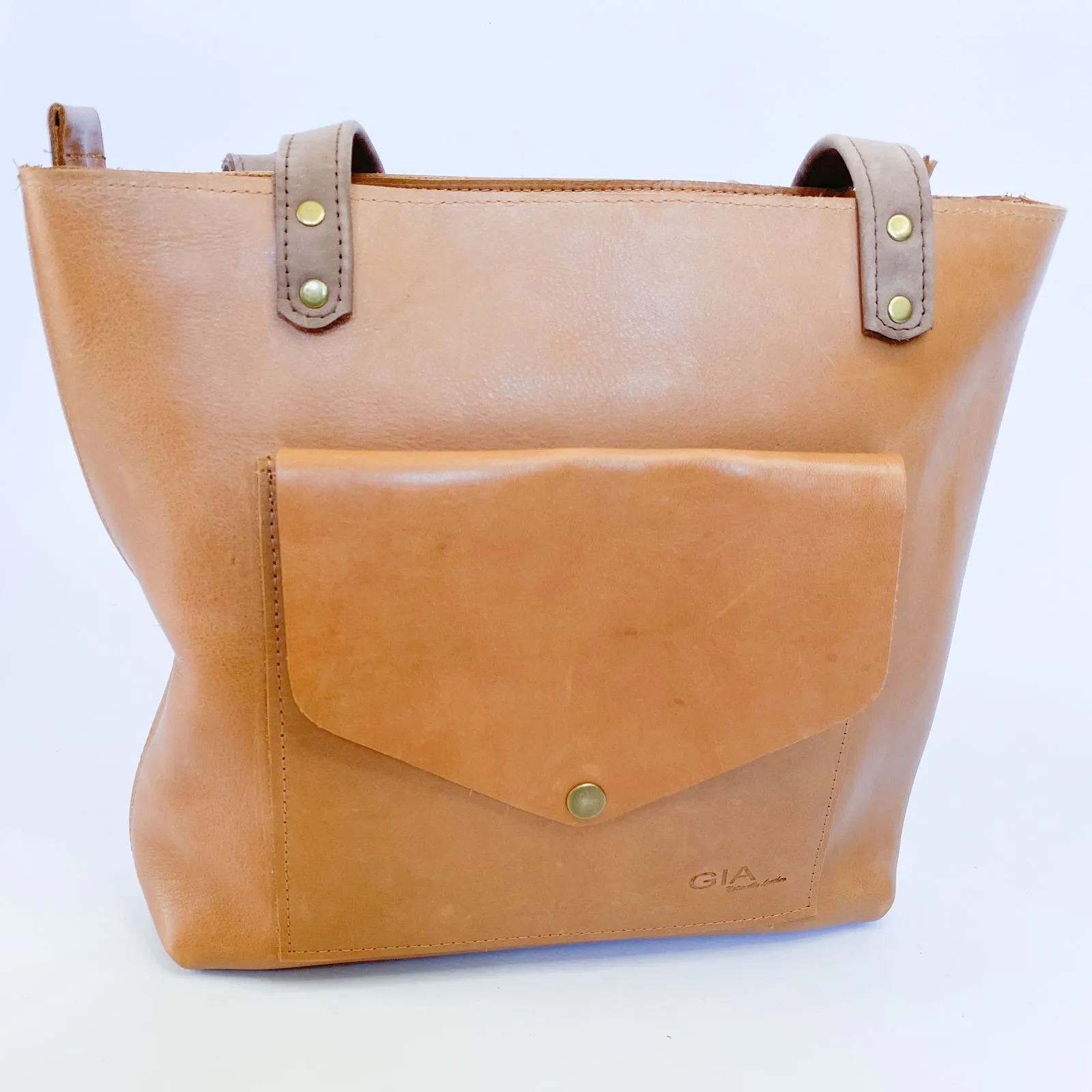 Gia leather tan tote with front pocket