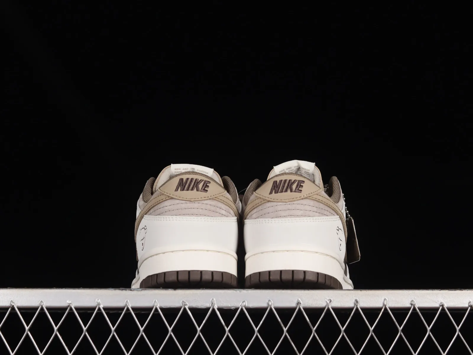 Otomo Katsuhiro x Nike SB Dunk Low Steamboy OST Dark Brown White LF0039-031