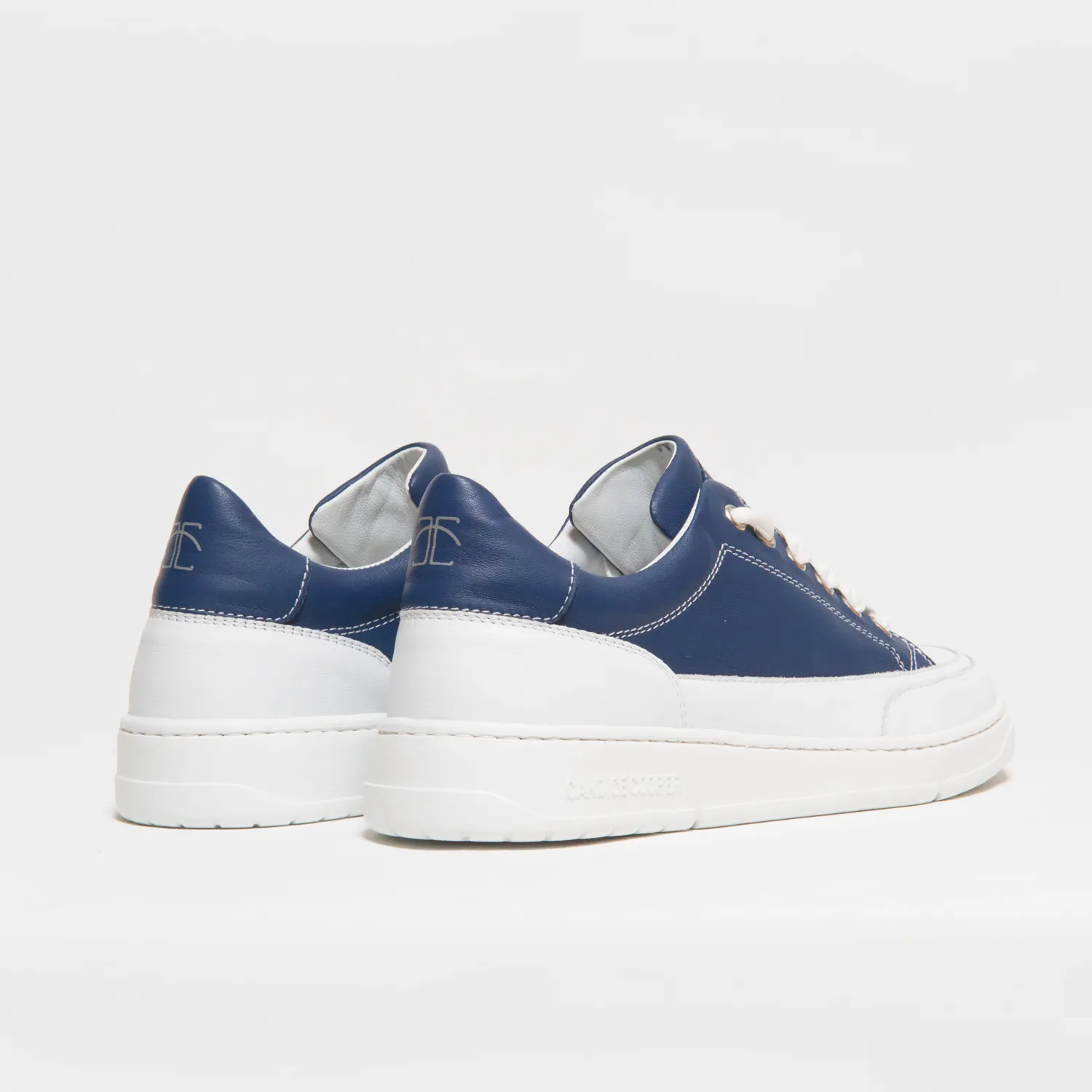 Sneakers nappa blu e bianca