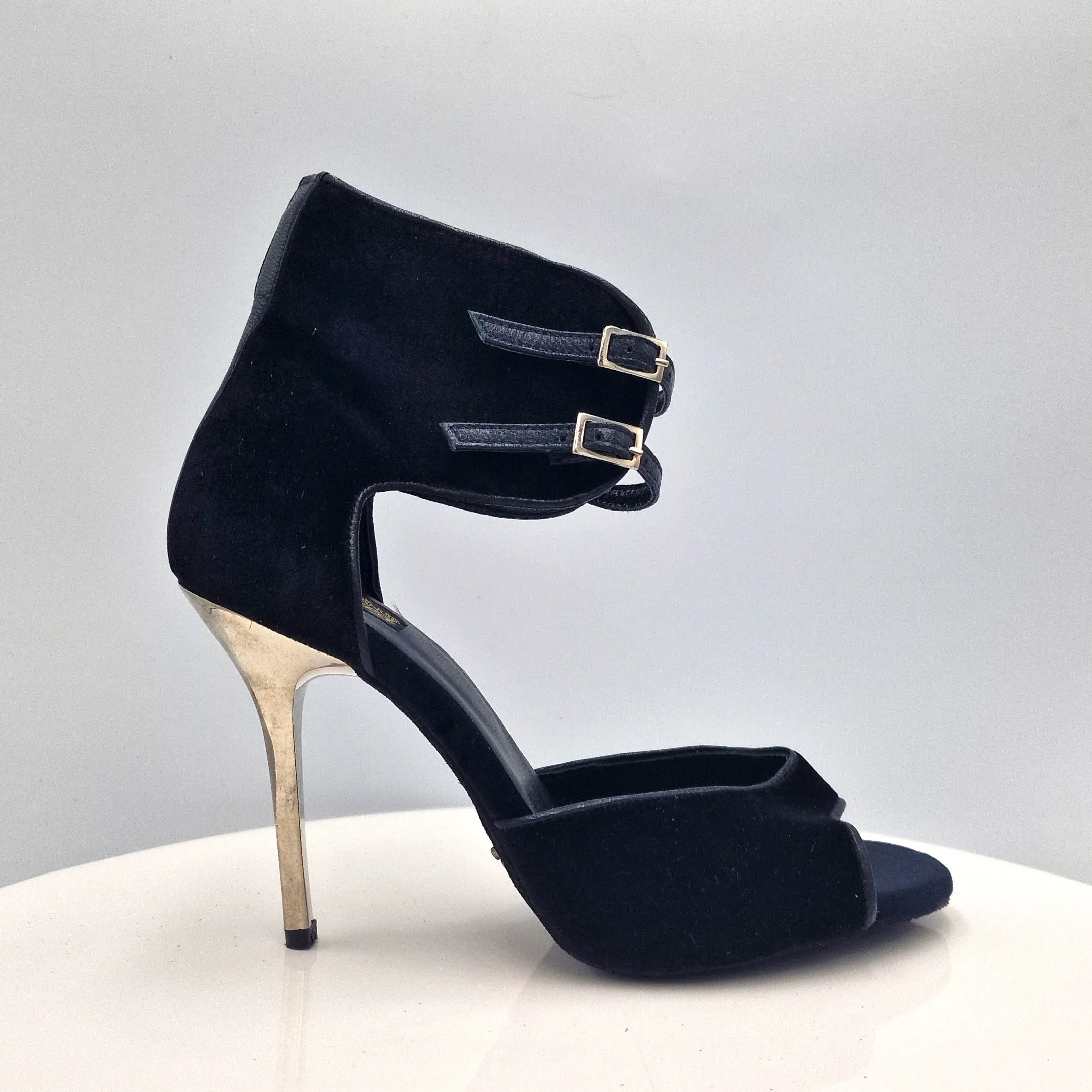 Spica Black Suede Skin Heel 9cm