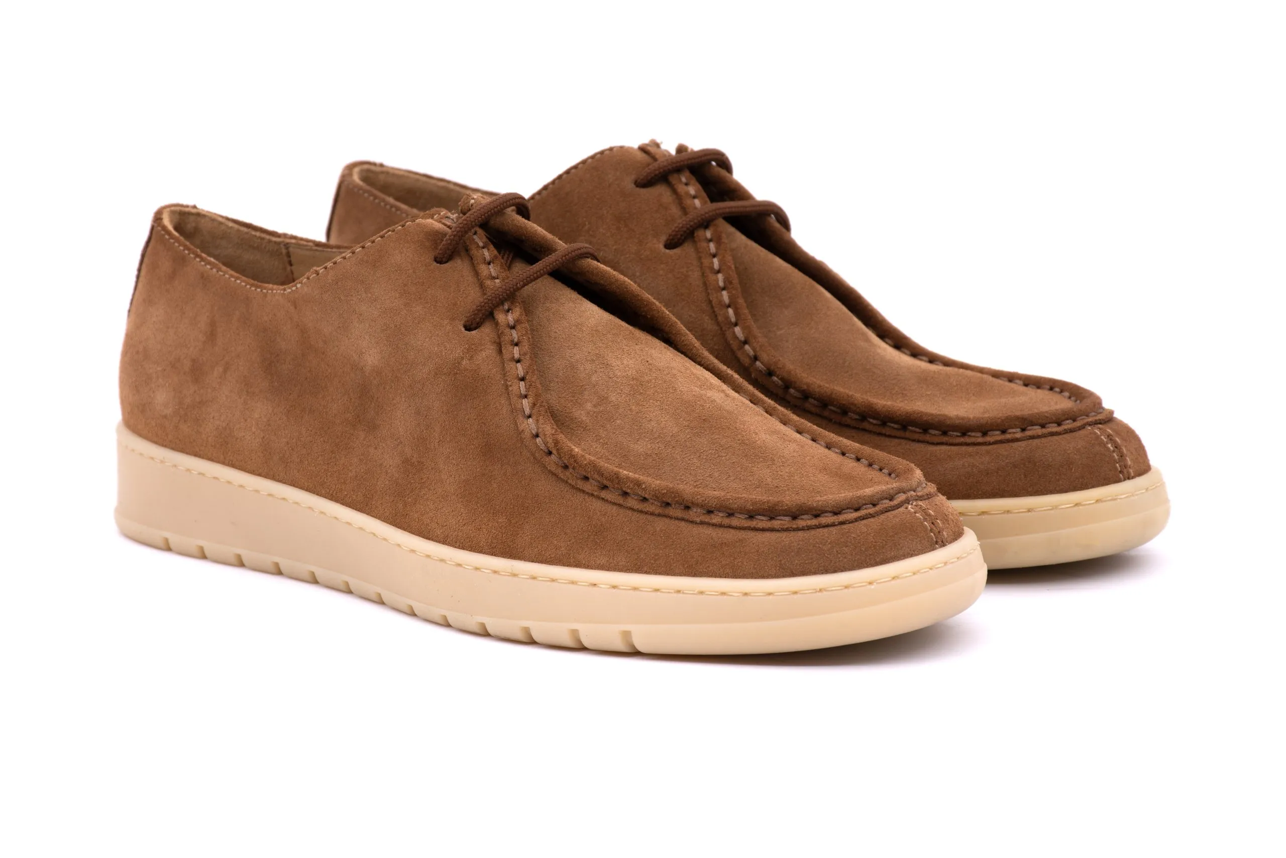 Suede engineer with rubber sole