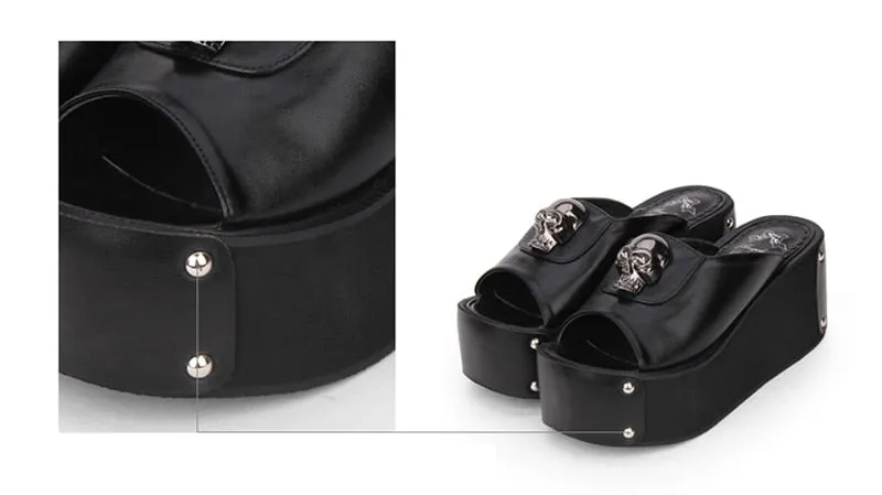 The Skull Sandals